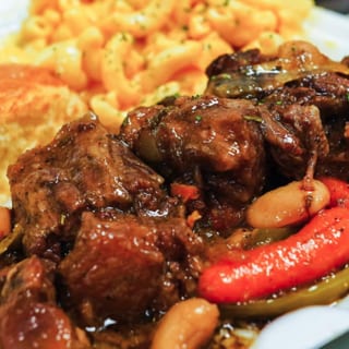 Oxtails with Rice